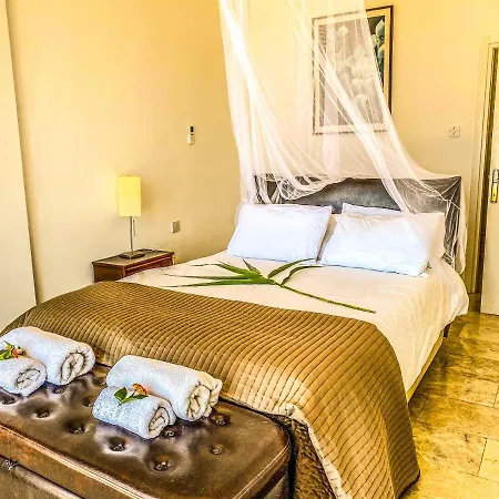 Villa Ocean View Family Villa, Sleeps 2-10, Private Pool, Wifi, Internet Tv Acs