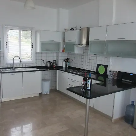 Ocean View Family Villa, Sleeps 2-10, Private Pool, Wifi, Internet Tv Acs *