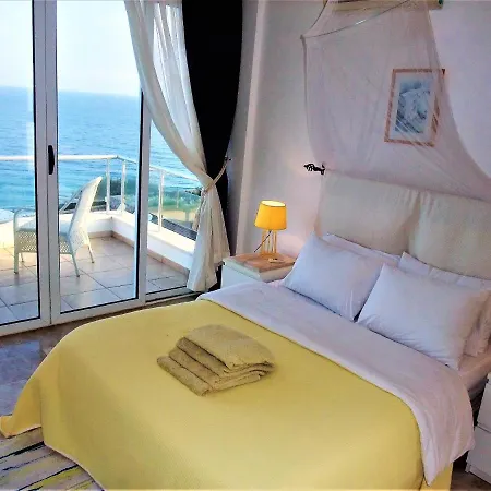 Ocean View Family Villa, Sleeps 2-10, Private Pool, Wifi, Internet Tv Acs Вилла Agios Amvrosios (Kyrenia)