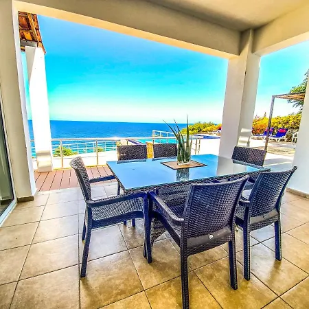 Вилла Ocean View Family Villa, Sleeps 2-10, Private Pool, Wifi, Internet Tv Acs Agios Amvrosios (Kyrenia)